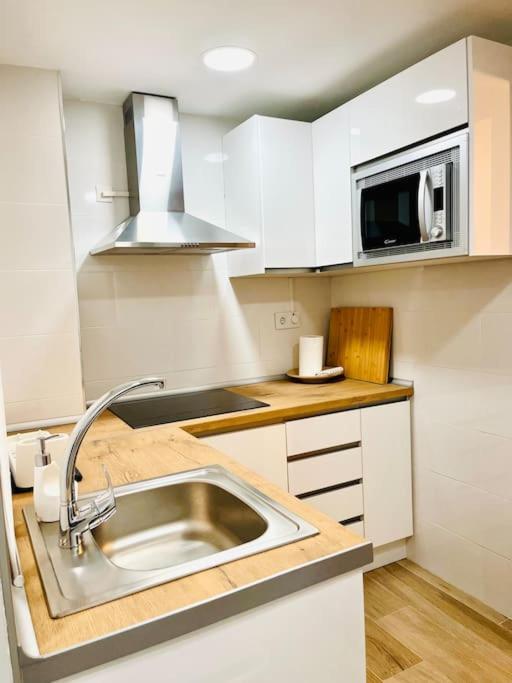 New Spacious And Cozy Apartment - Málaga Eksteriør billede