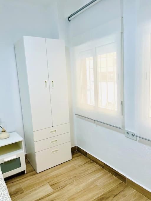 New Spacious And Cozy Apartment - Málaga Eksteriør billede